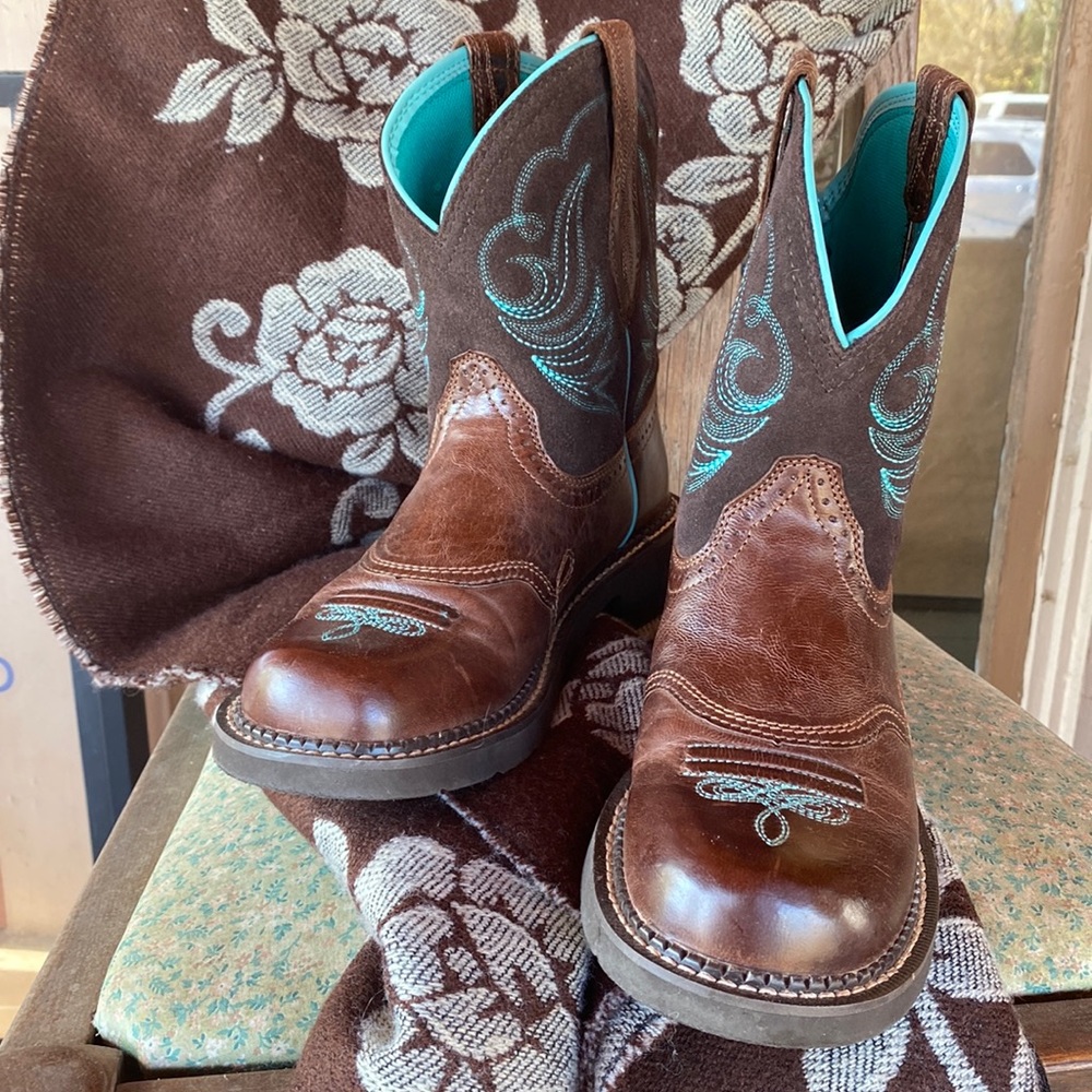 “ Fat Baby” cowgirl boots size 7.5 B